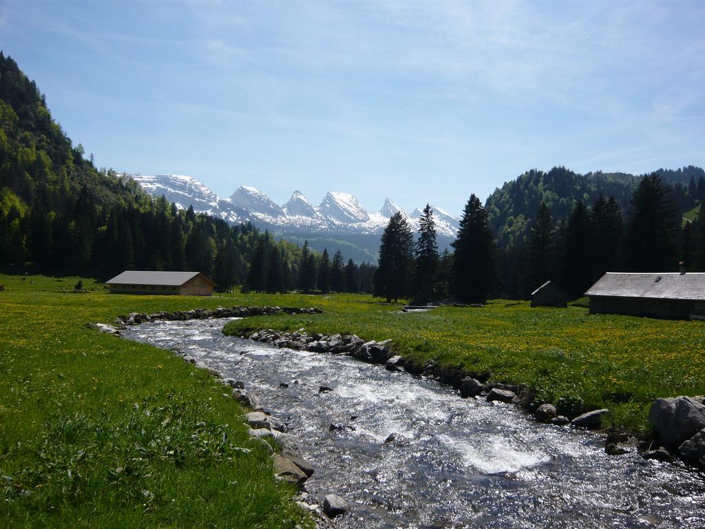 Zimmer&z'Morgä Schönenboden Wildhaus Exterior foto